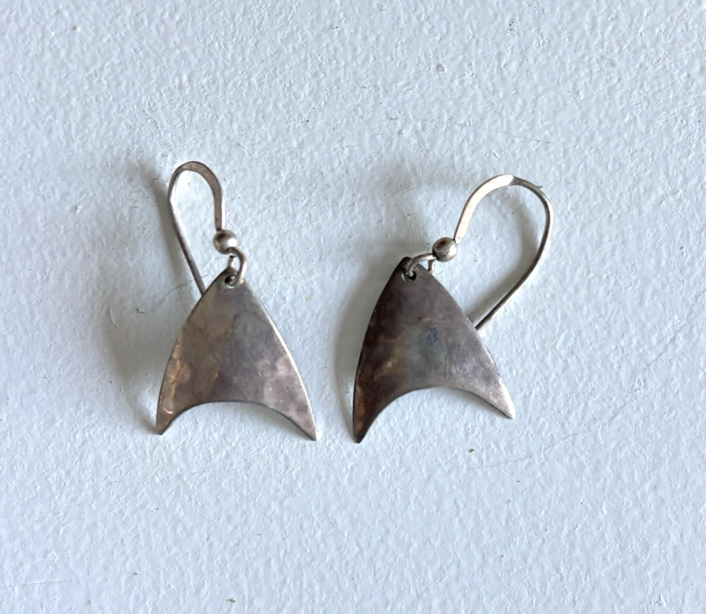 Vtg 925 Sterling Silver Whale Tail Earrings Modernist Minimalist Ocean Boho
